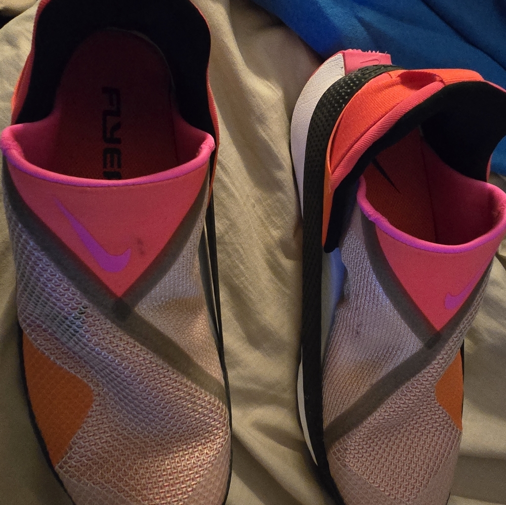 Nike FlyEase